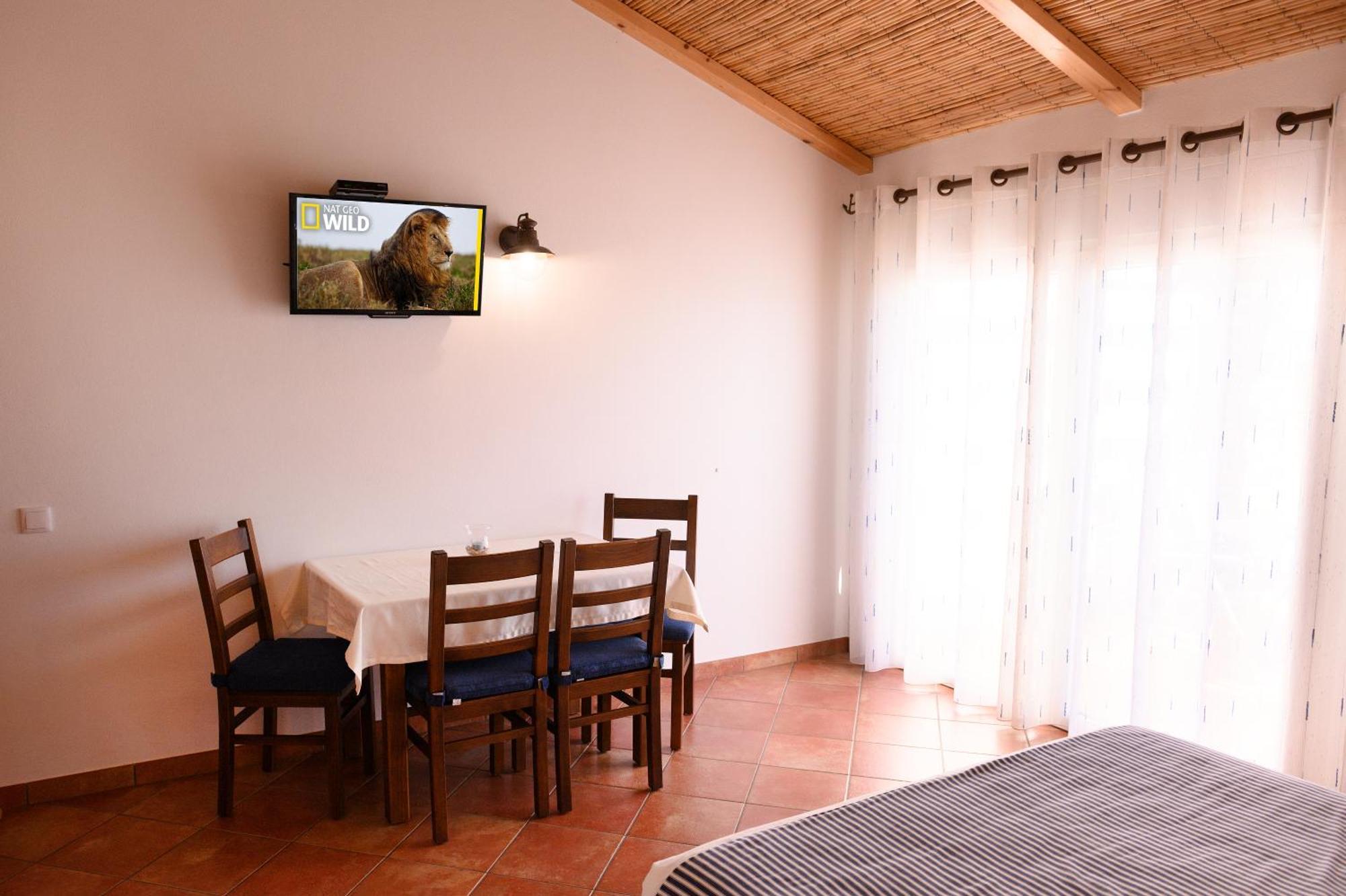 Falesias Da Arrifana Praia da Arrifana Kamer foto